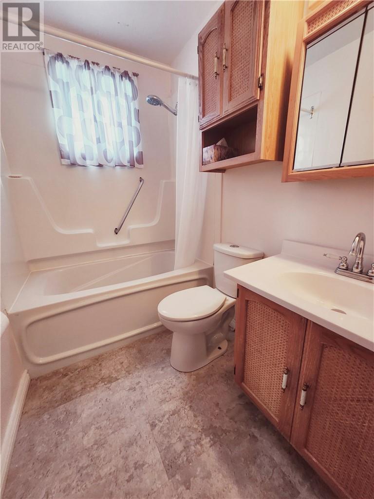 9 Falcon Street, Chelmsford, Ontario  P0M 1L0 - Photo 14 - 2126554