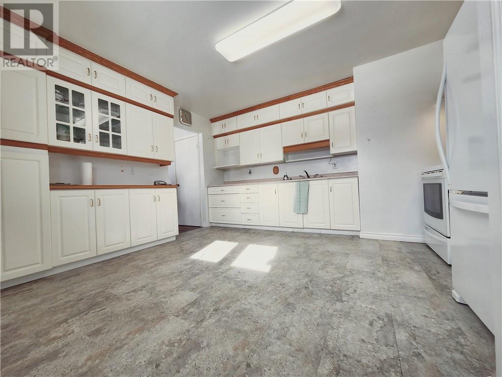 9 Falcon Street, Chelmsford, Ontario  P0M 1L0 - Photo 16 - 2126554