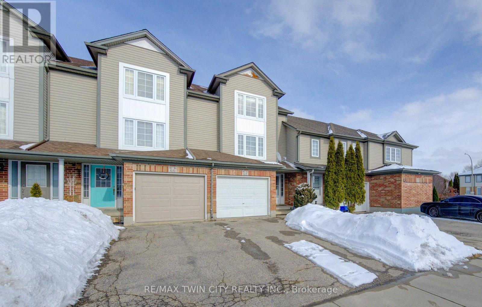 68 Max Becker Drive, Kitchener, Ontario  N2E 3V8 - Photo 2 - X12817900