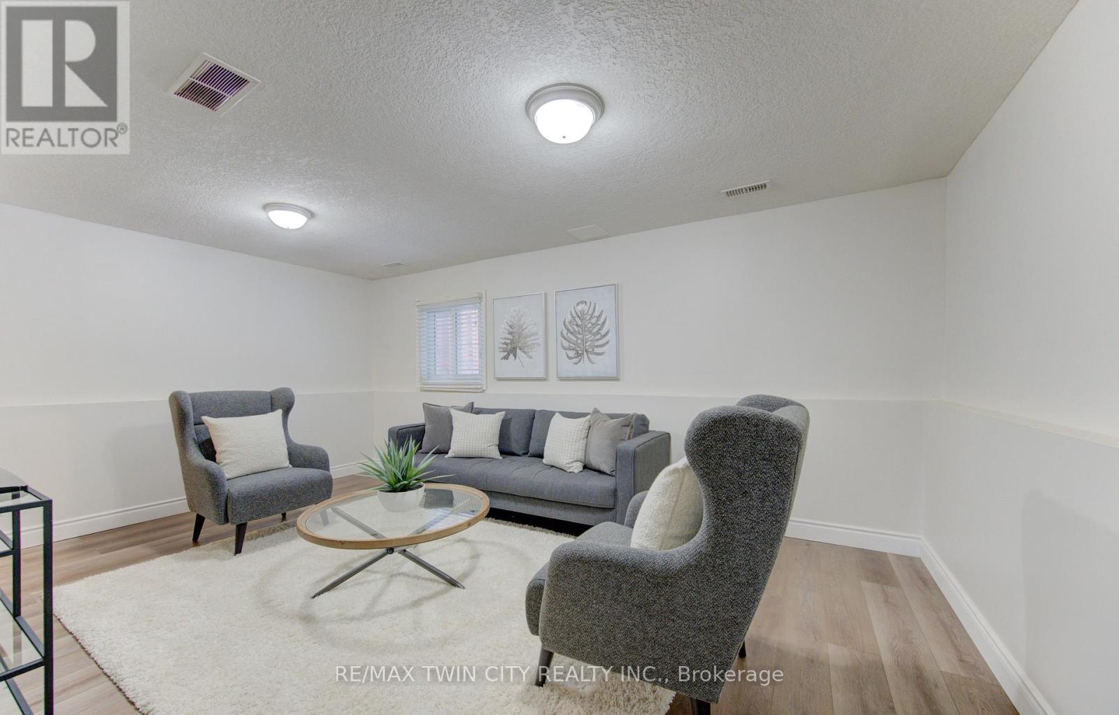 68 Max Becker Drive, Kitchener, Ontario  N2E 3V8 - Photo 31 - X12817900