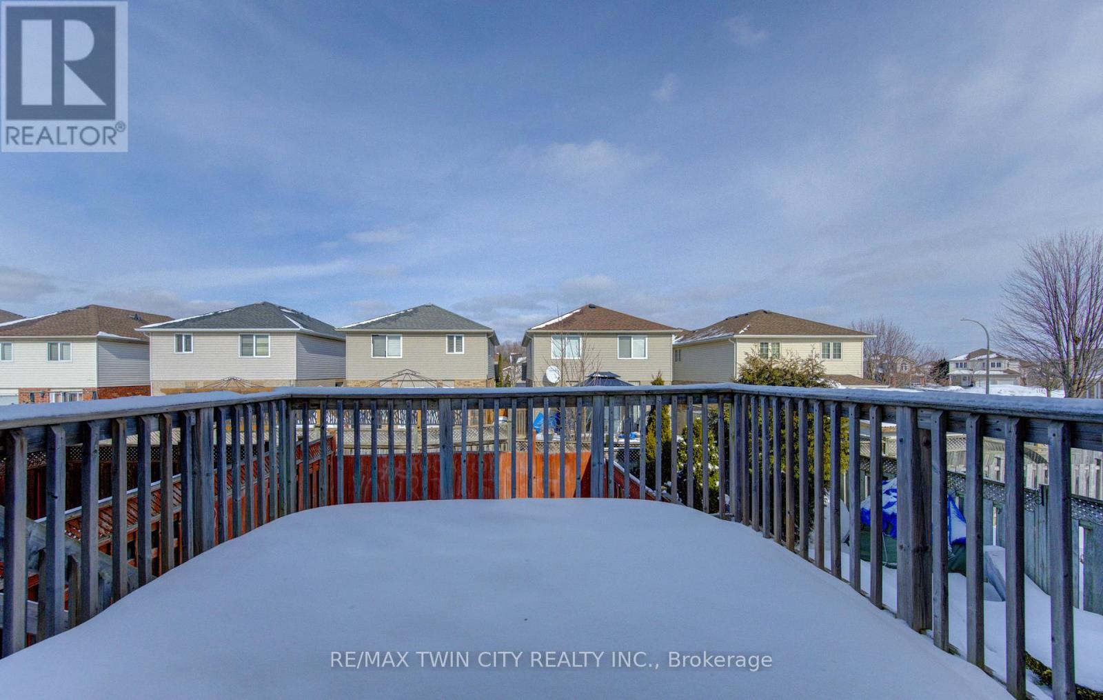 68 Max Becker Drive, Kitchener, Ontario  N2E 3V8 - Photo 38 - X12817900