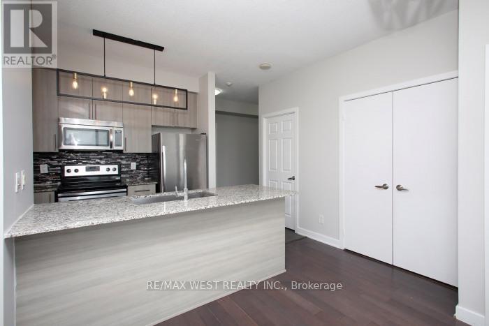 3105 - 4099 Brickstone Mews, Mississauga, Ontario  L5B 3M8 - Photo 8 - W12817140