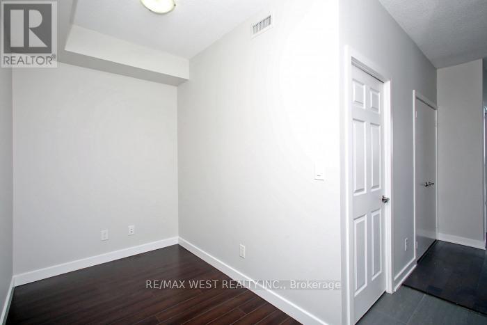 3105 - 4099 Brickstone Mews, Mississauga, Ontario  L5B 3M8 - Photo 16 - W12817140