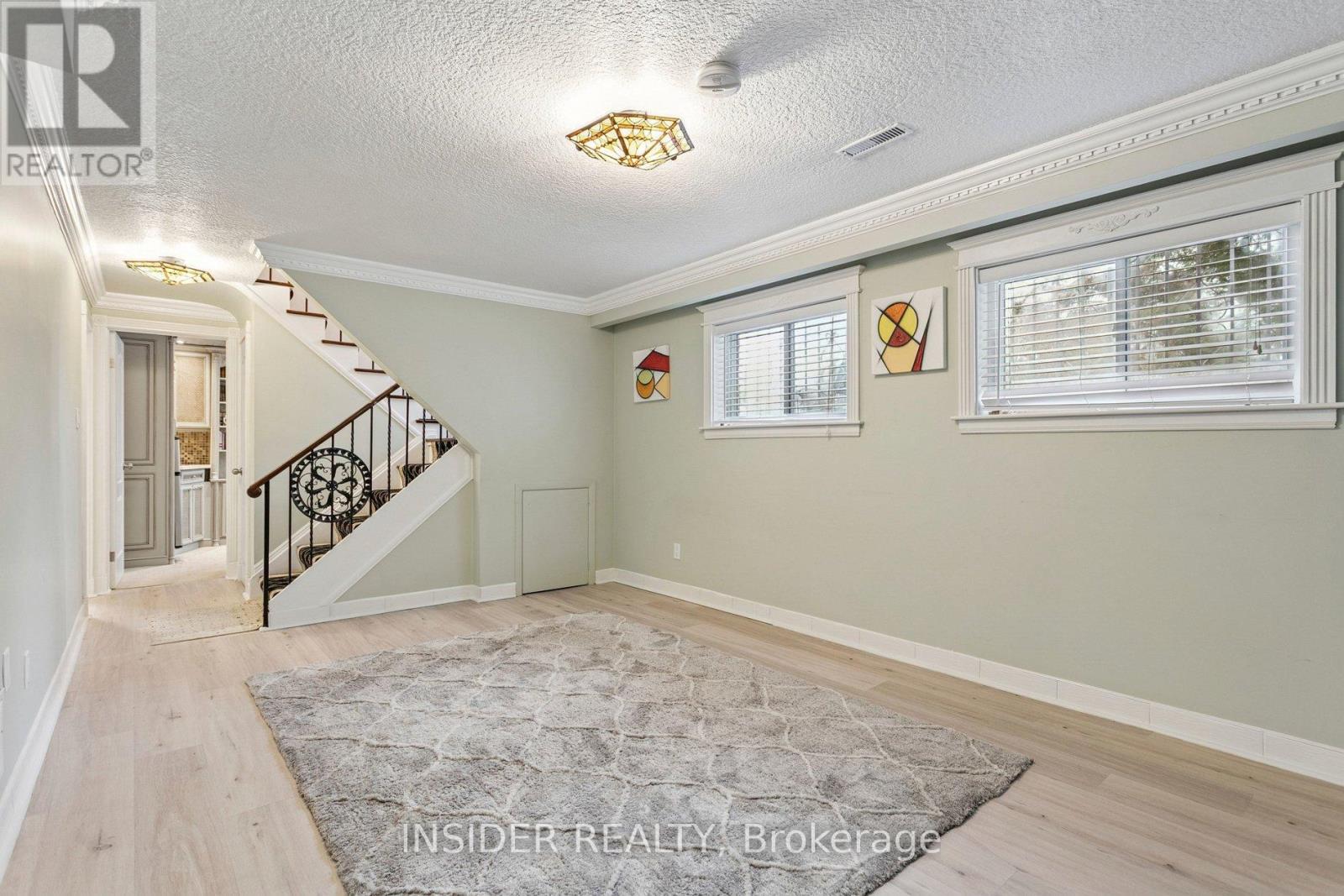 2078 Stanfield Road, Mississauga, Ontario  L4Y 1R5 - Photo 34 - W12814058