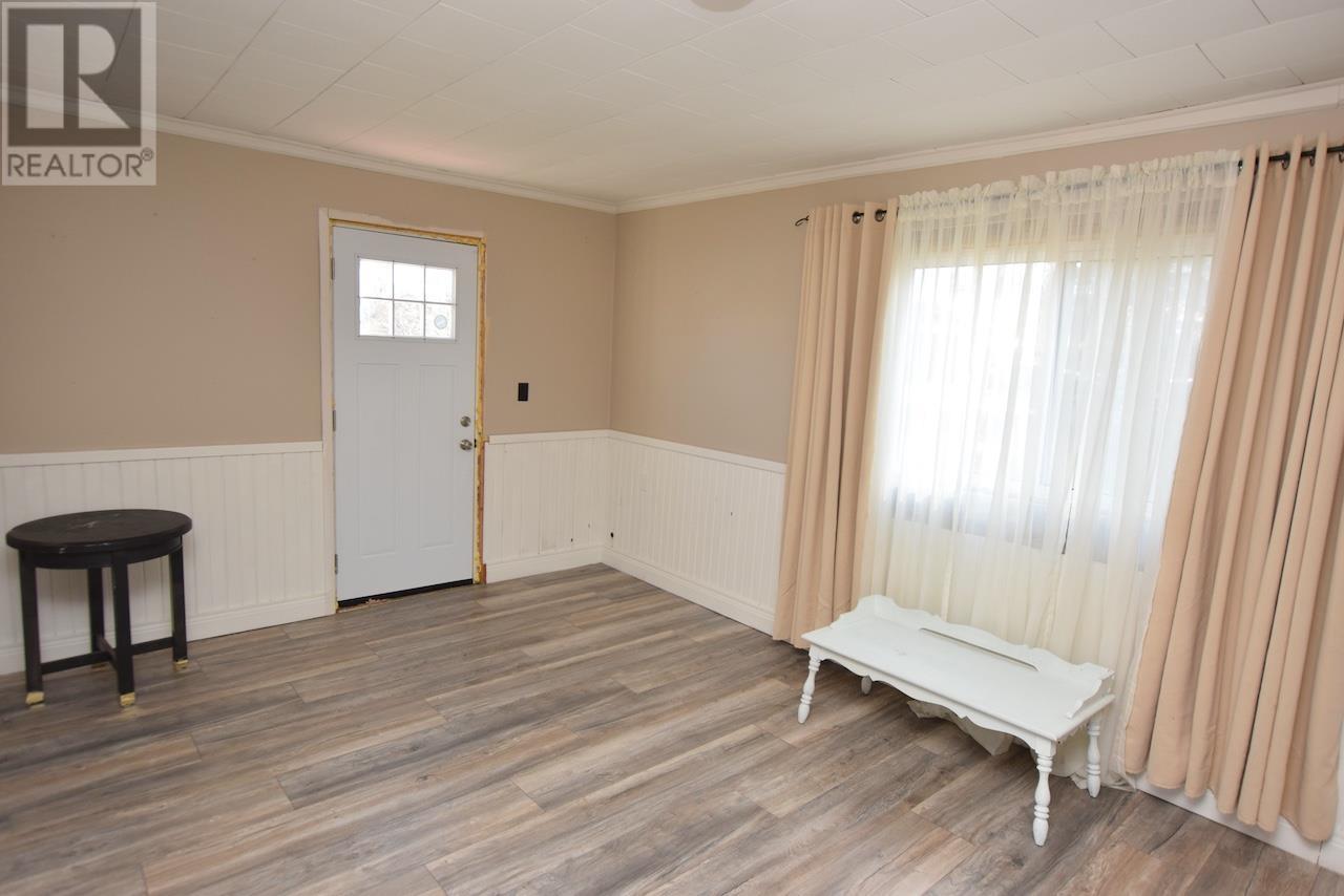 23 Main St, Iron Bridge, Ontario  P0R 1H0 - Photo 9 - SM253343