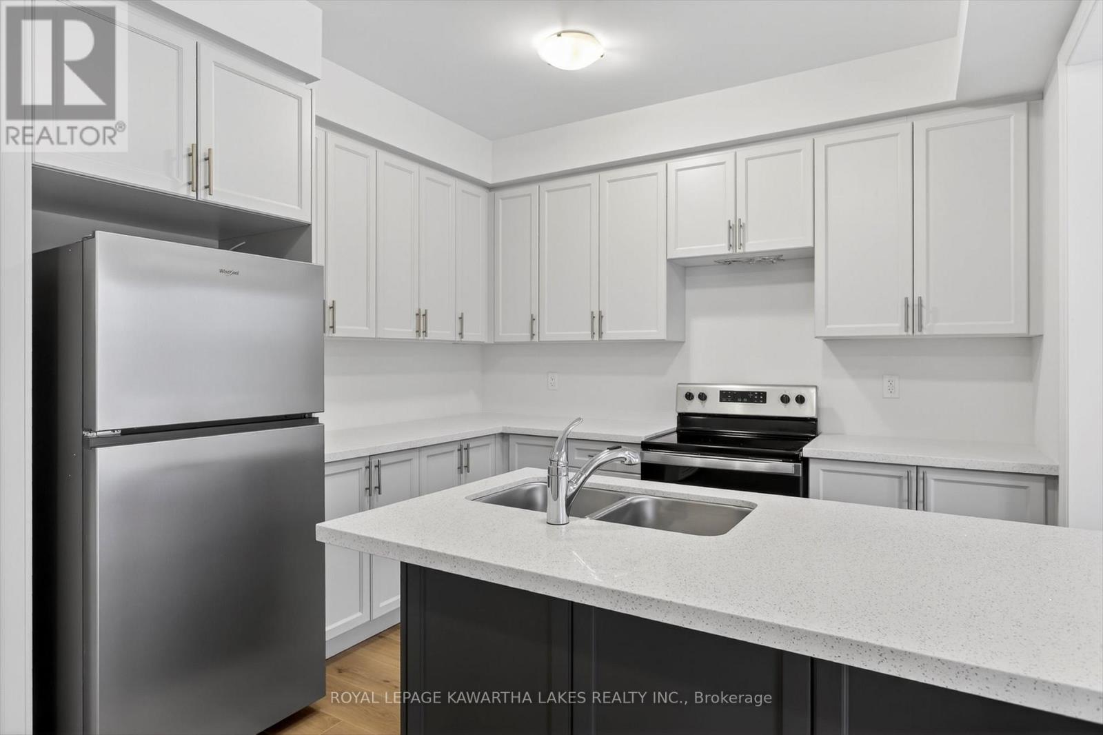 77 Watts Mew, Kawartha Lakes (Lindsay), Ontario  K9V 0T3 - Photo 13 - X12817954