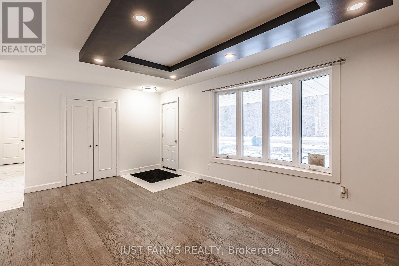 612 Trillium Drive, Southwest Middlesex, Ontario  N0L 1Z0 - Photo 19 - X12818024