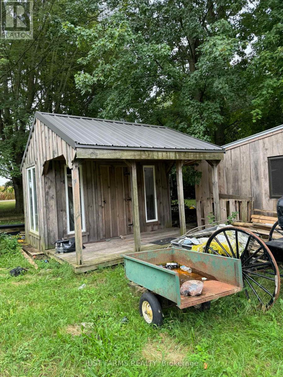 612 Trillium Drive, Southwest Middlesex, Ontario  N0L 1Z0 - Photo 31 - X12818024