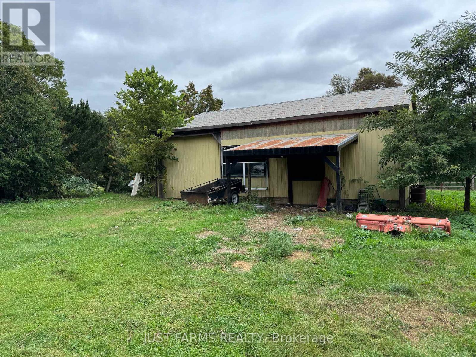 612 Trillium Drive, Southwest Middlesex, Ontario  N0L 1Z0 - Photo 34 - X12818024