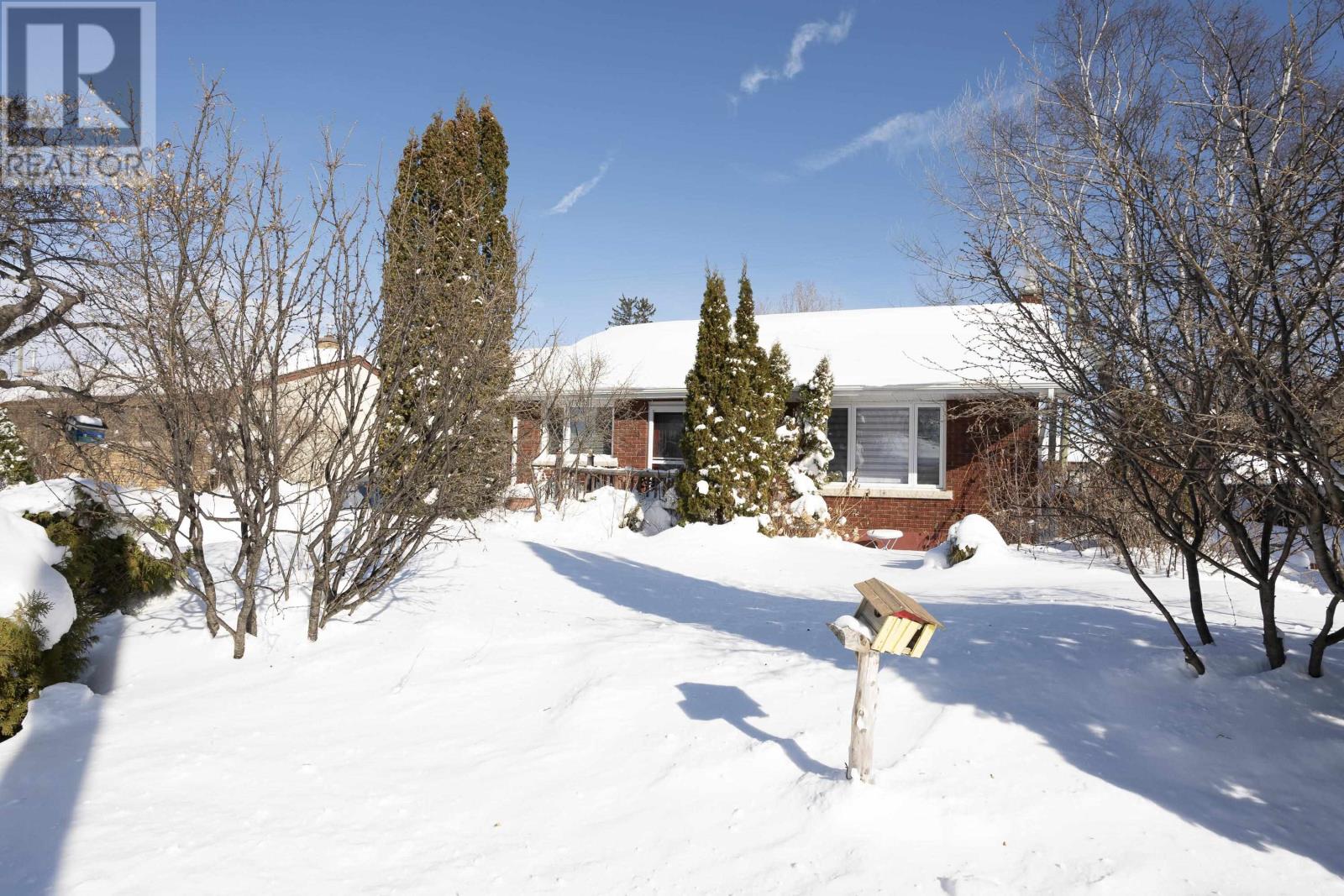 164 Robinson Dr, Thunder Bay, Ontario  P7A 6G5 - Photo 4 - TB2600289