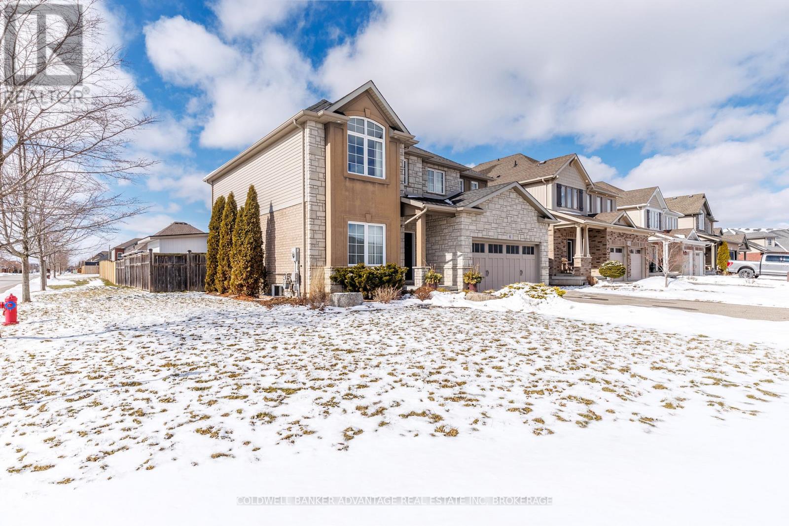 6 Falcon Drive, Welland, Ontario  L3C 0B2 - Photo 2 - X12817970