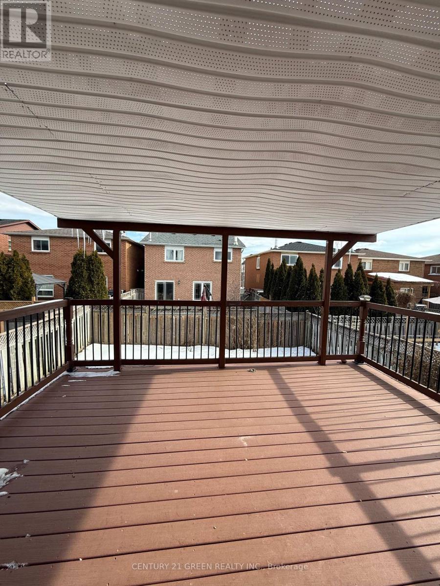 Upper Portion - 6071 Duford Drive, Mississauga, Ontario  L5V 1A8 - Photo 27 - W12809424