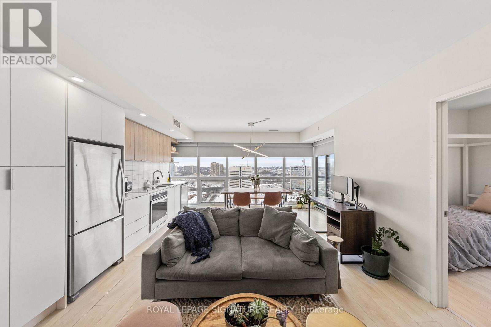 2007 - 6 Sonic Way, Toronto, Ontario  M3C 0P1 - Photo 11 - C12817982