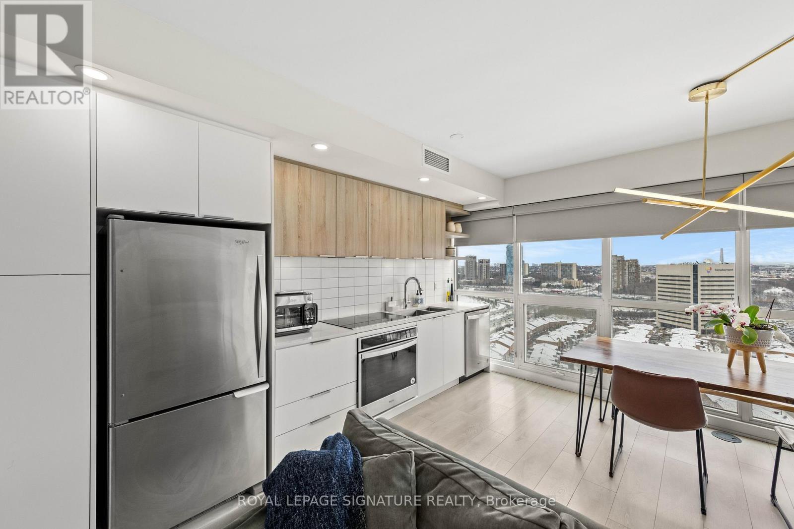 2007 - 6 Sonic Way, Toronto, Ontario  M3C 0P1 - Photo 16 - C12817982