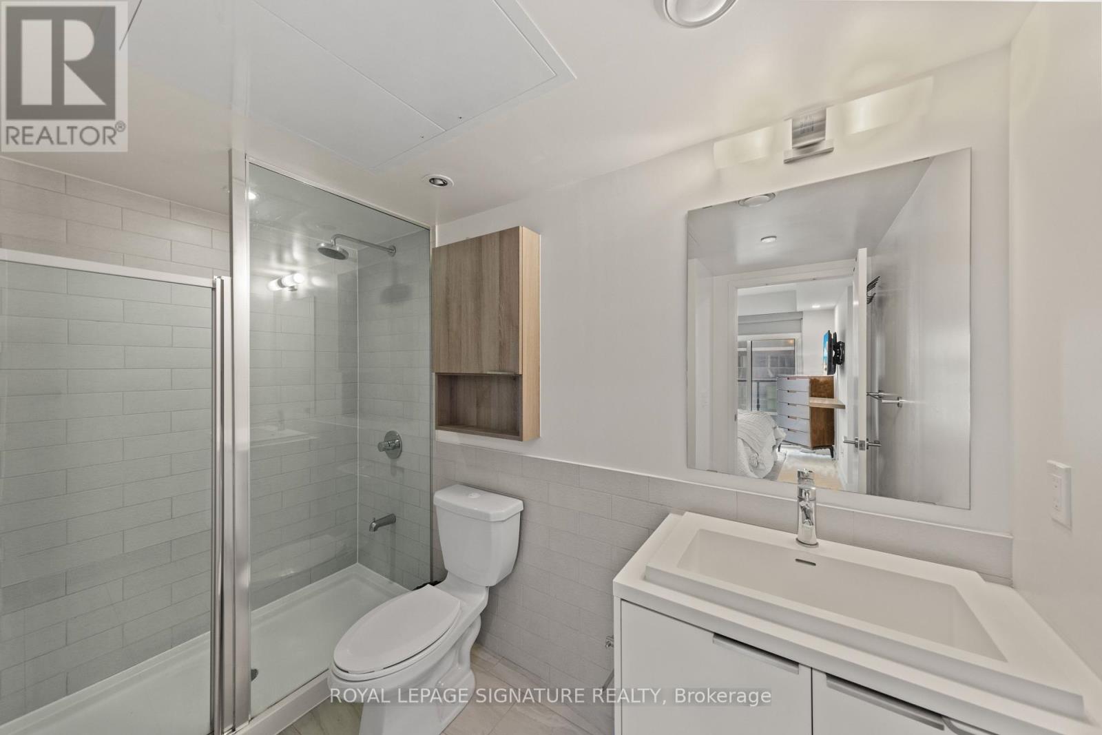 2007 - 6 Sonic Way, Toronto, Ontario  M3C 0P1 - Photo 31 - C12817982