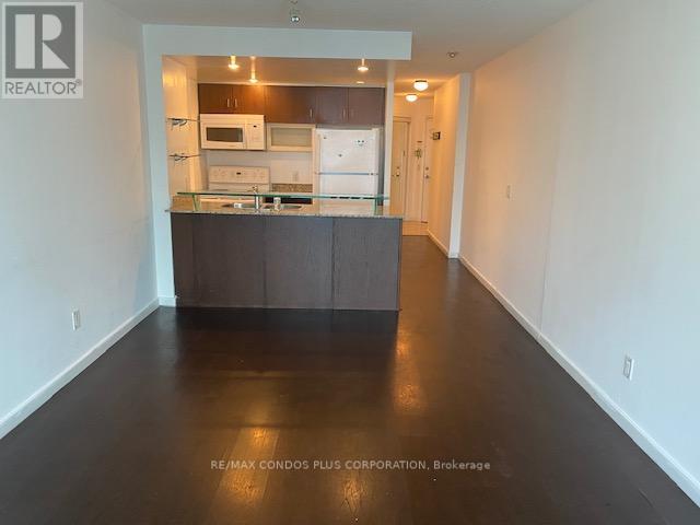 1905 - 8 York Street, Toronto, Ontario  M5J 2Y2 - Photo 3 - C12817996