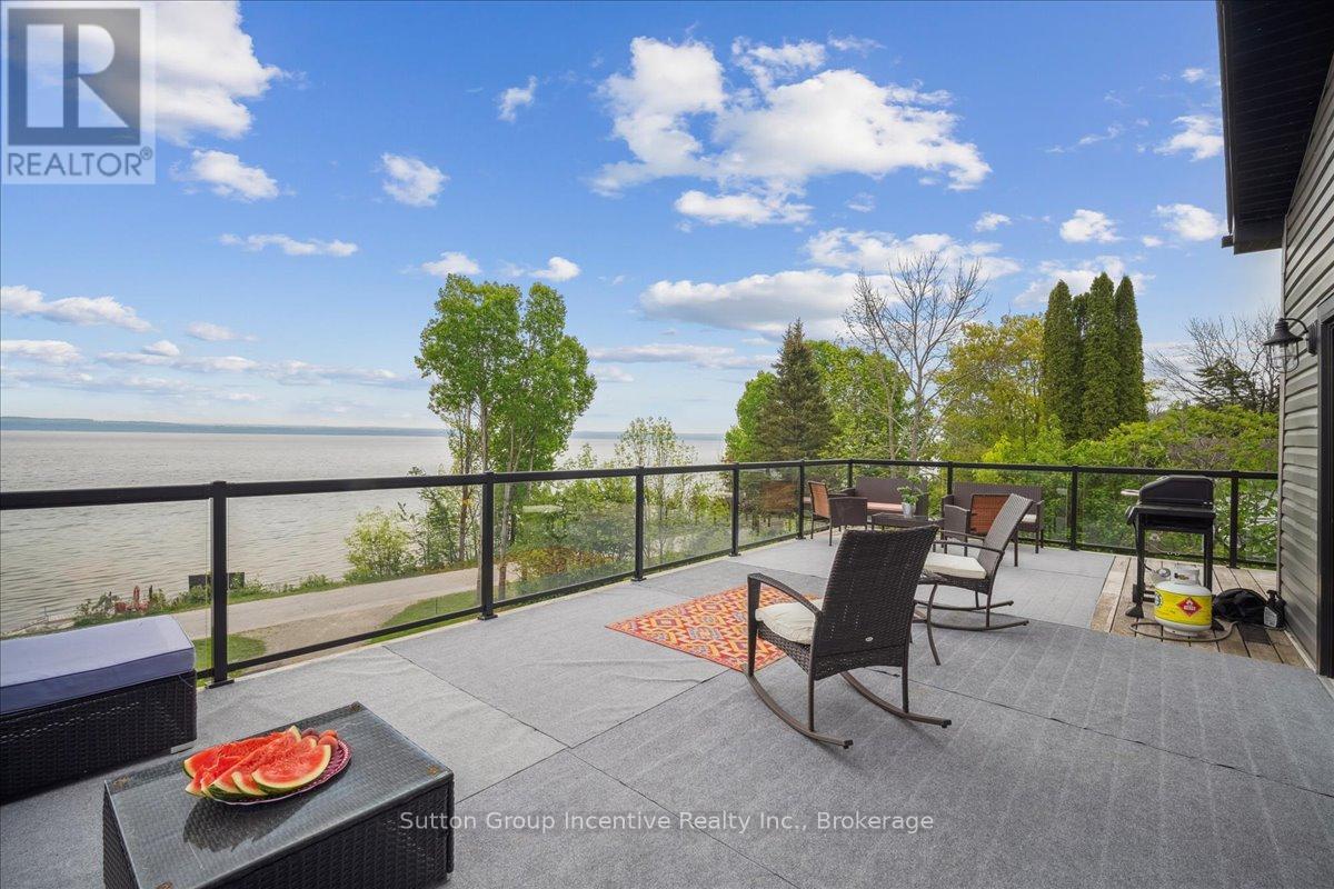 339520 Presqu'ile Road, Georgian Bluffs, Ontario  N0H 2T0 - Photo 20 - X12419322