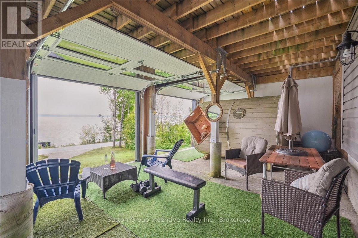 339520 Presqu'ile Road, Georgian Bluffs, Ontario  N0H 2T0 - Photo 30 - X12419322