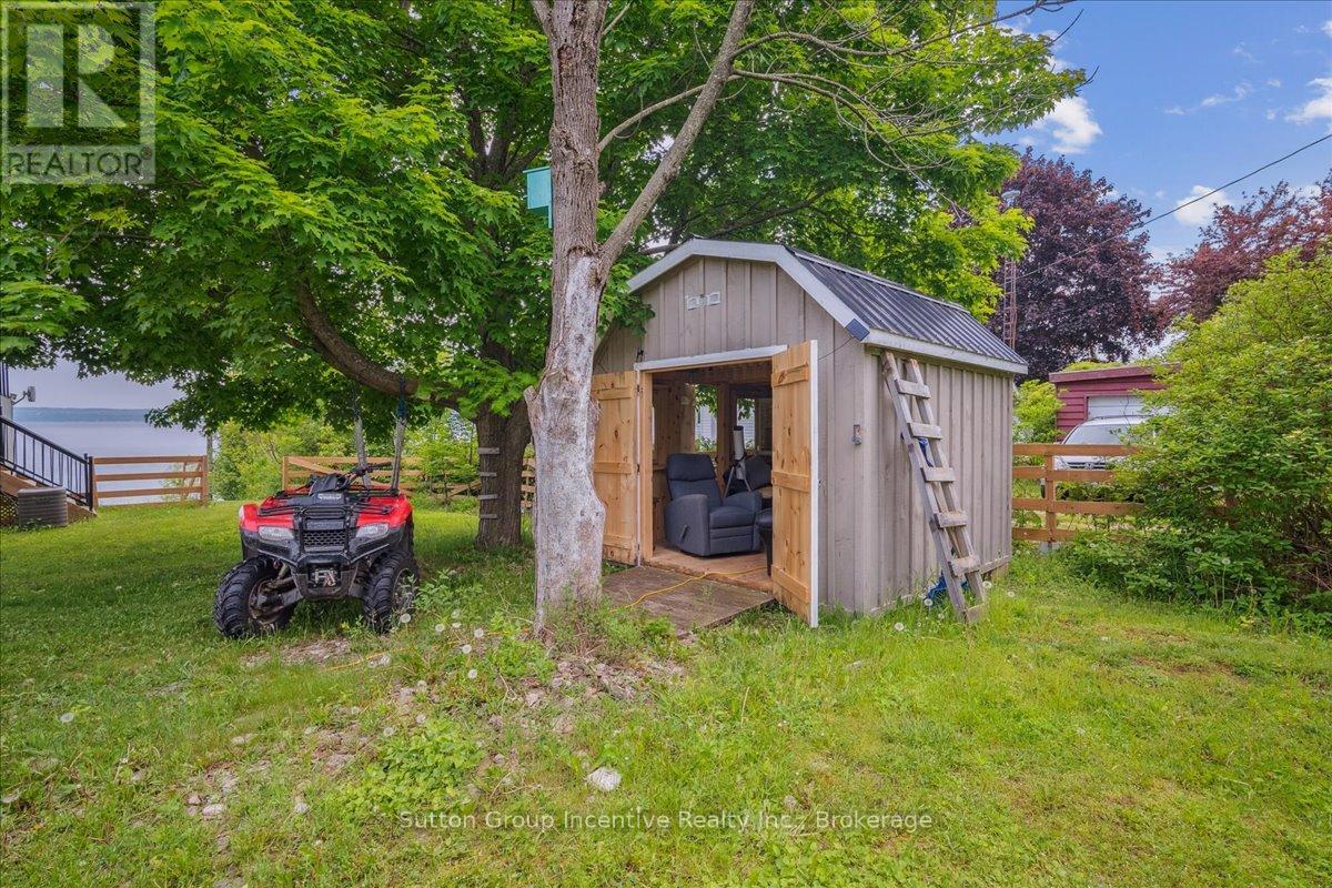 339520 Presqu'ile Road, Georgian Bluffs, Ontario  N0H 2T0 - Photo 34 - X12419322