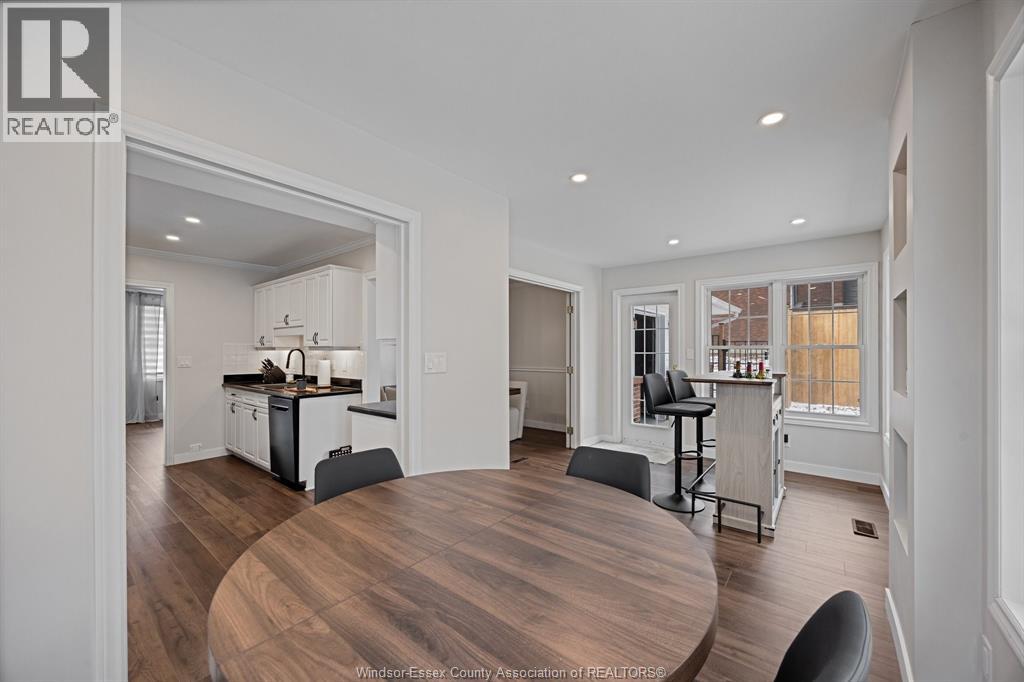 945 Laurier, Lasalle, Ontario N9J 1M9 - Photo 18 - 26003957