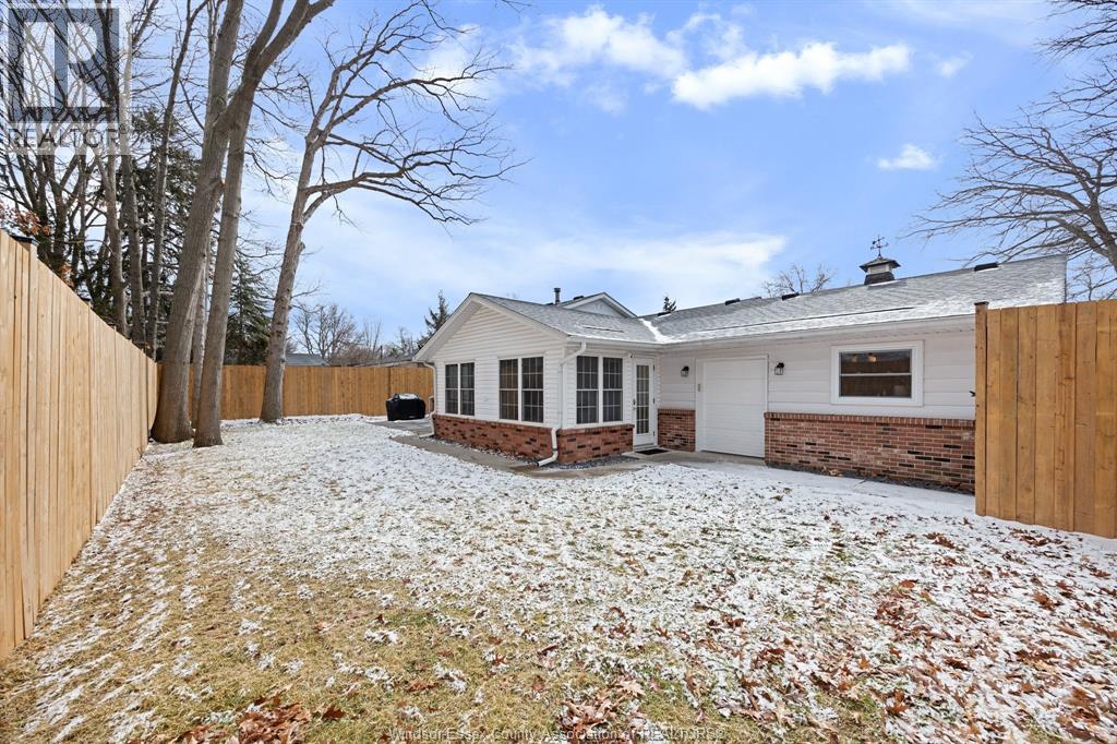 945 Laurier, Lasalle, Ontario N9J 1M9 - Photo 33 - 26003957