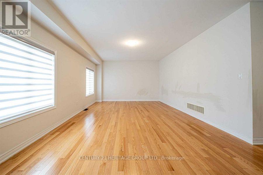 959 Larter Street, Innisfil, Ontario  L9S 0A8 - Photo 11 - N12817974