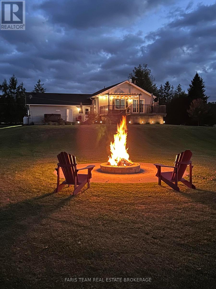 5518 25 Side Road, Essa, Ontario  L0M 1T0 - Photo 50 - N12817998