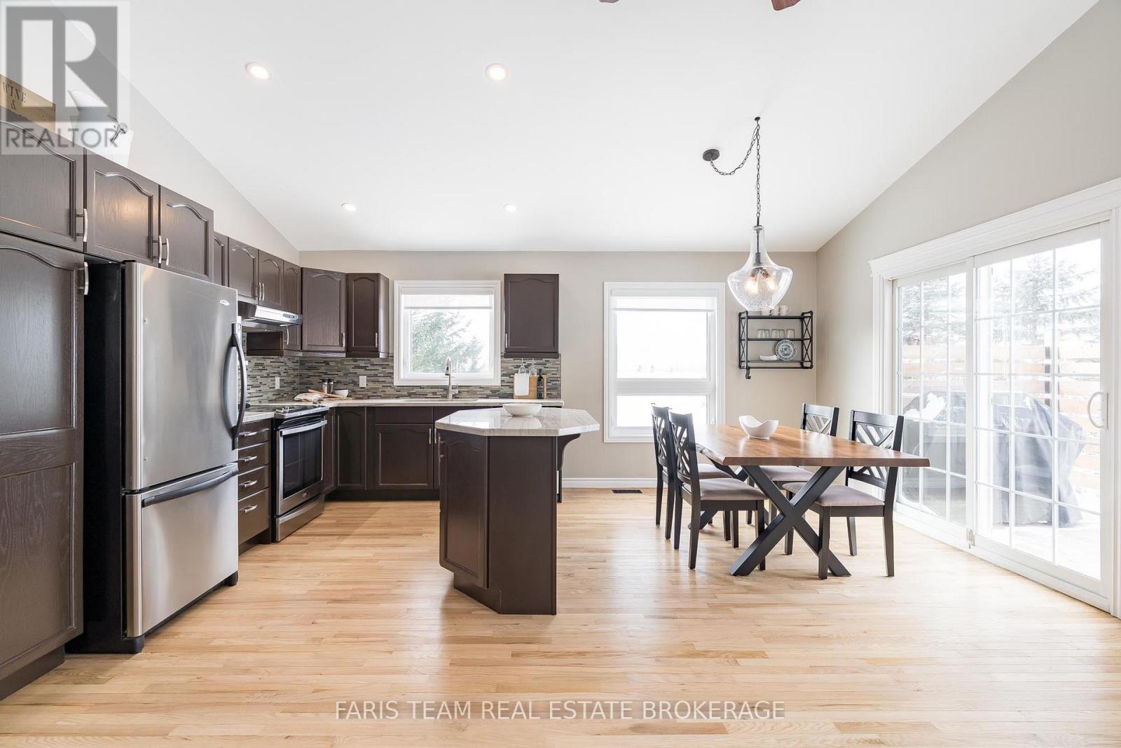 5518 25 Side Road, Essa, Ontario  L0M 1T0 - Photo 6 - N12817998