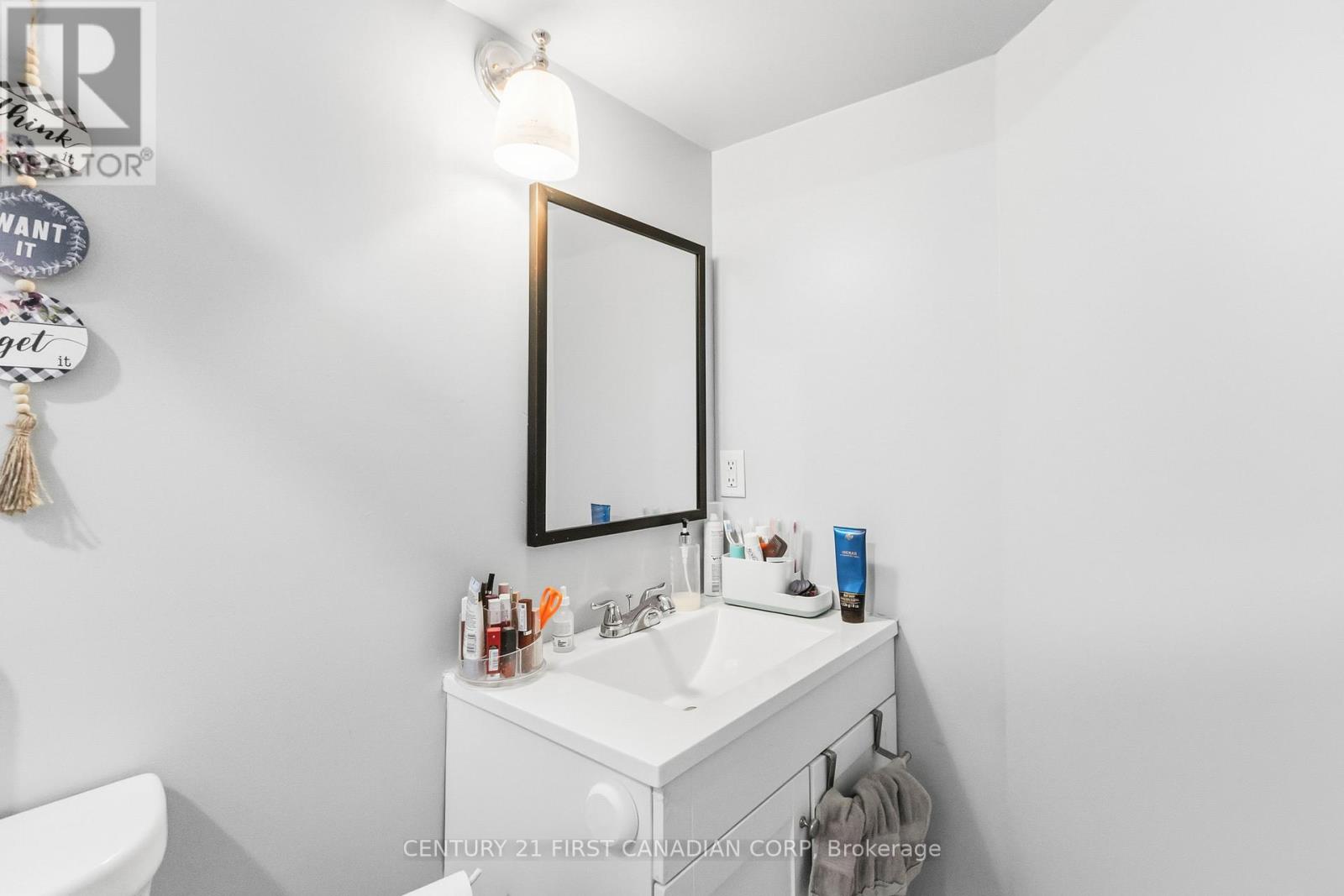 2382 Wickerson Road, London South, Ontario  N6K 4R6 - Photo 40 - X12778850