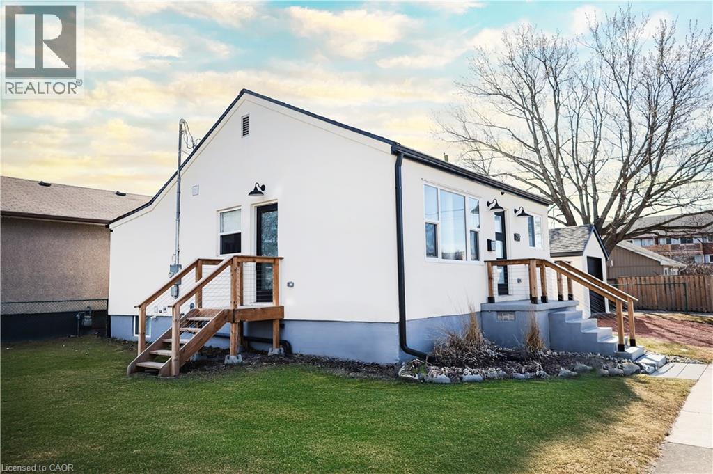 219 MACINNIS Street, Welland, Ontario