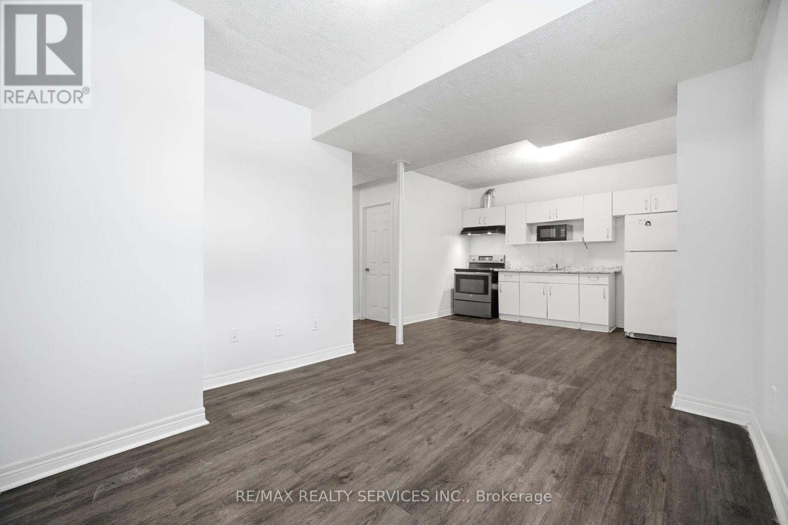 23 Wandering Trail Drive, Brampton, Ontario  L7A 1T5 - Photo 48 - W12817944