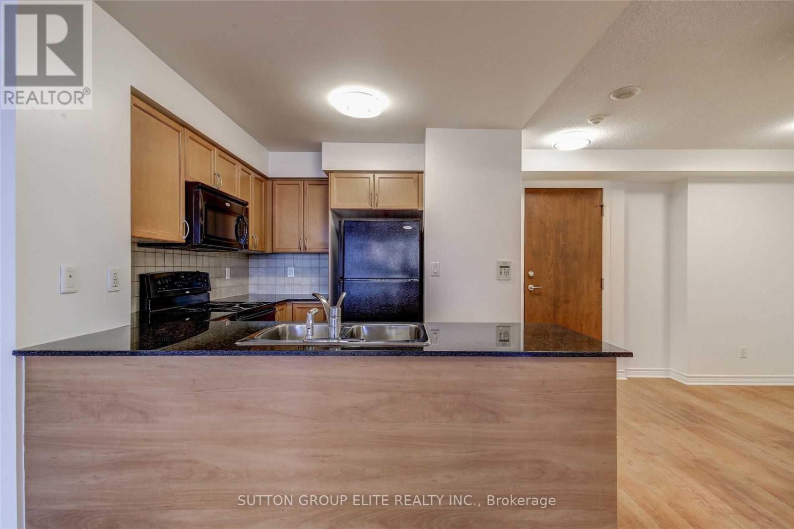 507 - 310 Burnhamthorpe Road W, Mississauga, Ontario  L5B 4P9 - Photo 12 - W12817948