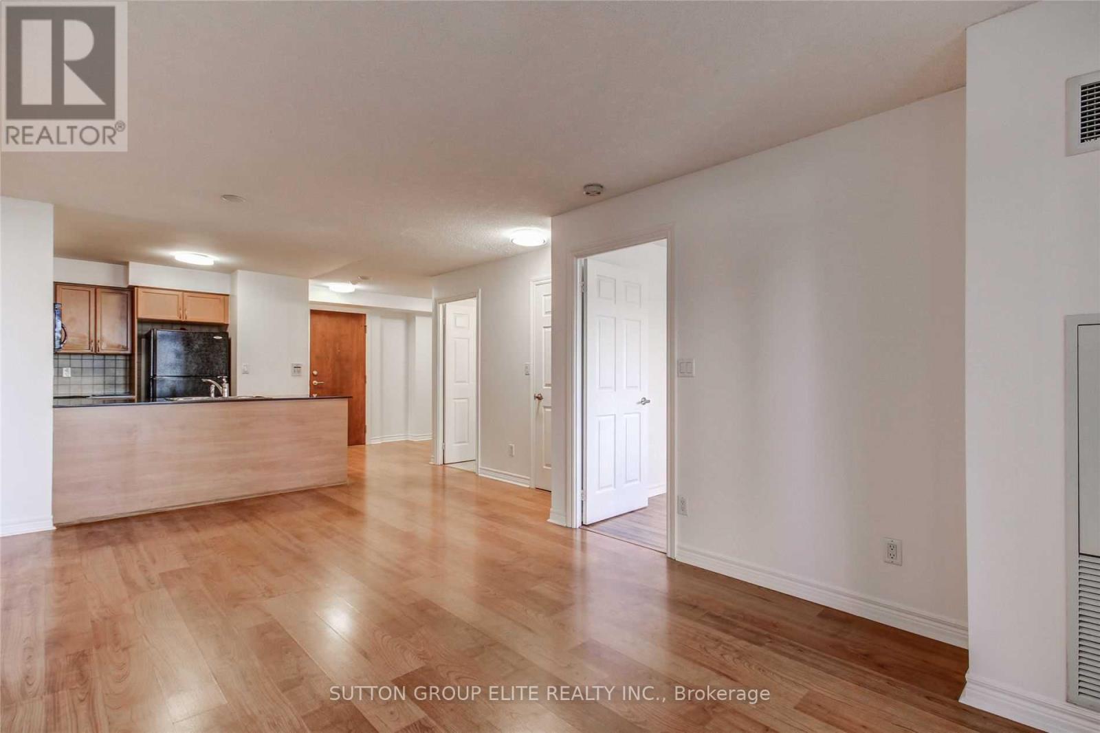 507 - 310 Burnhamthorpe Road W, Mississauga, Ontario  L5B 4P9 - Photo 13 - W12817948