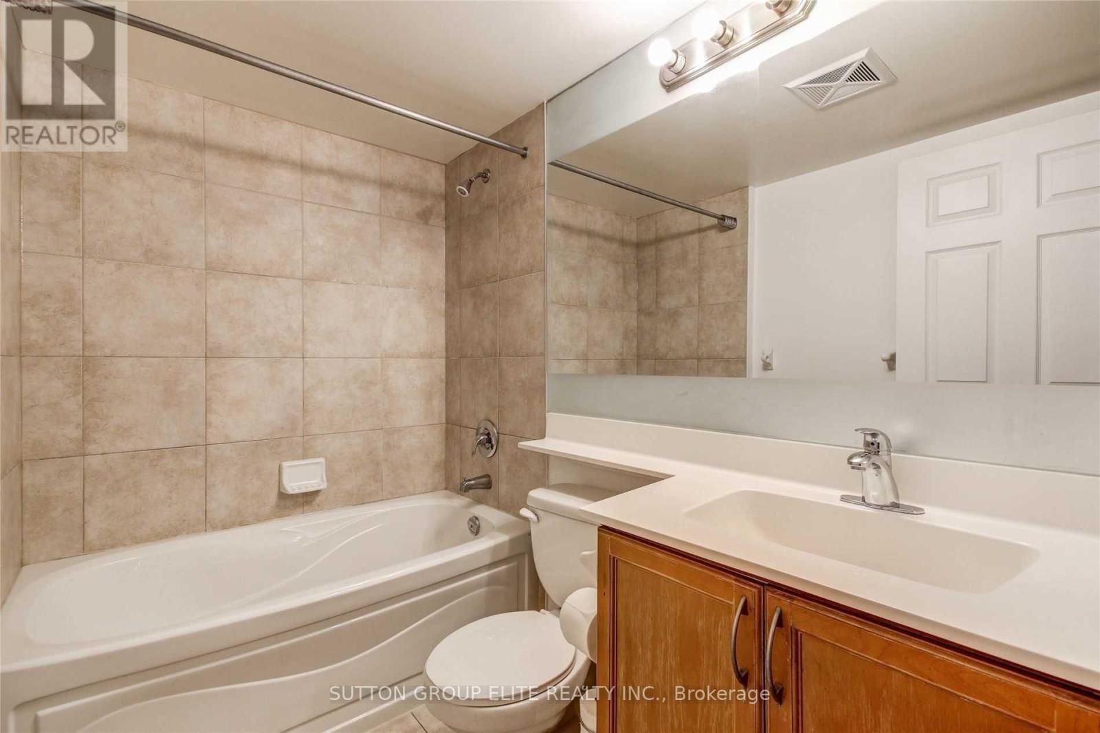 507 - 310 Burnhamthorpe Road W, Mississauga, Ontario  L5B 4P9 - Photo 17 - W12817948