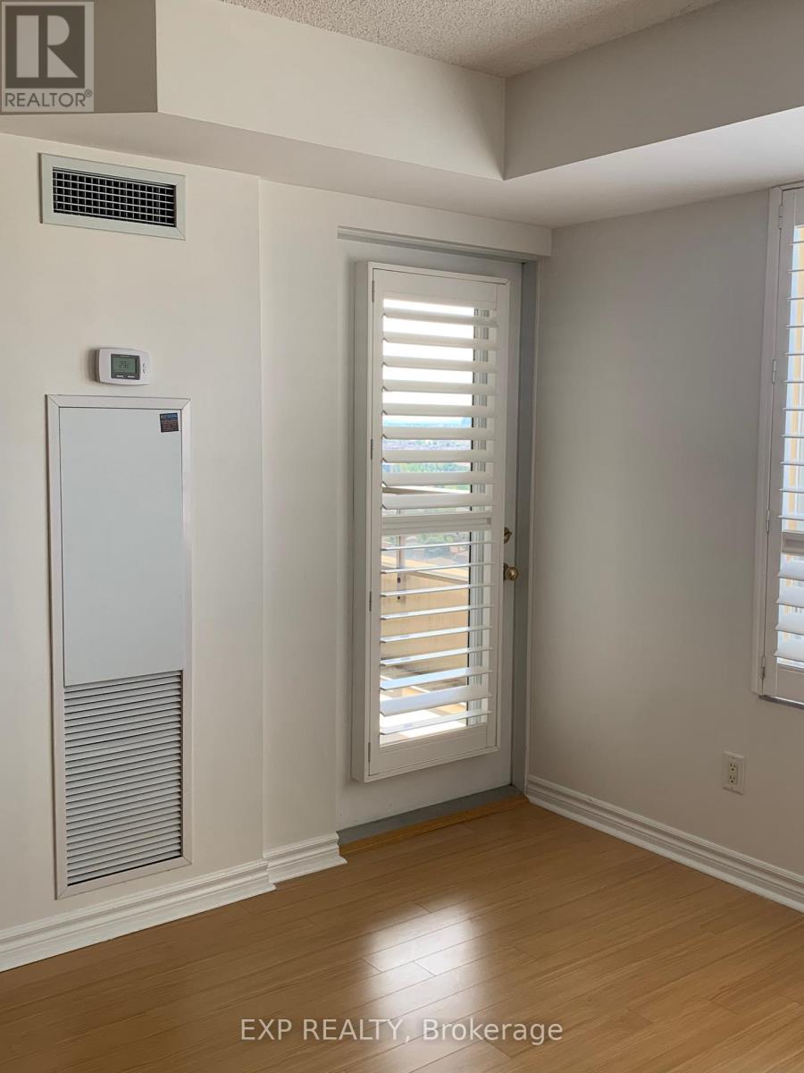 2120 - 25 Kingsbridge Garden Circle, Mississauga, Ontario  L5R 4B1 - Photo 21 - W12818006