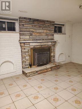 Lower - 462 Fergo Avenue, Mississauga, Ontario  L5B 2J3 - Photo 9 - W12818010