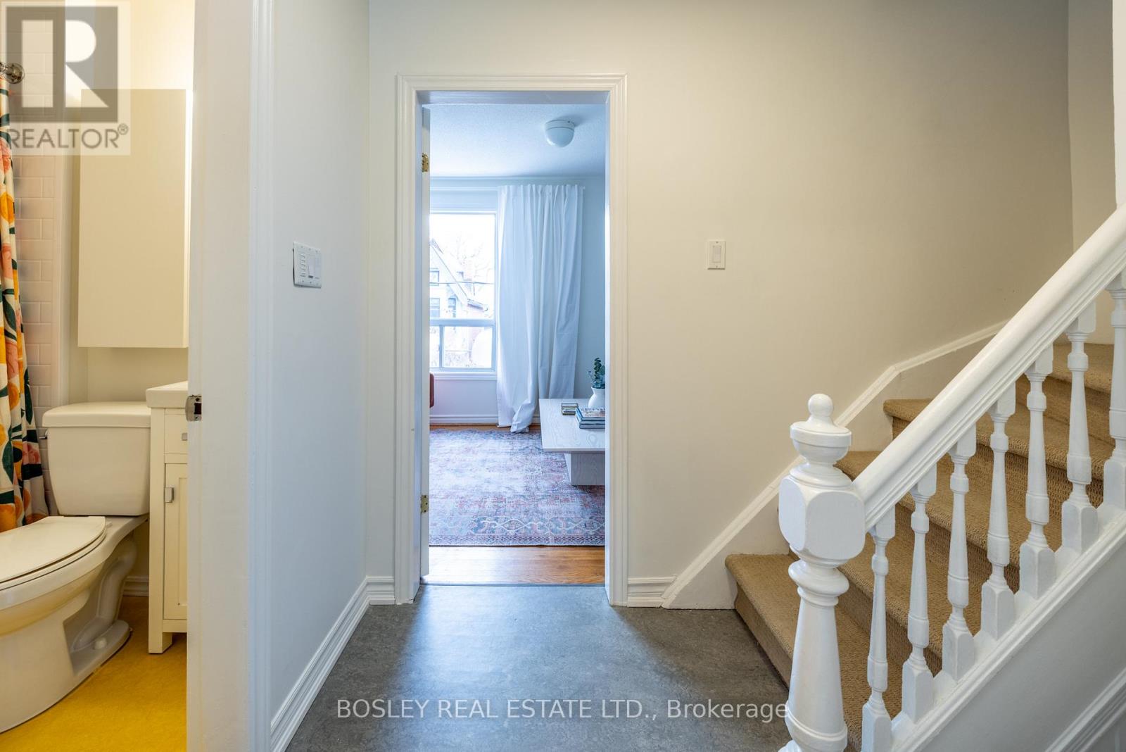 54 Lansdowne Avenue, Toronto, Ontario  M6K 2V8 - Photo 22 - W12818042