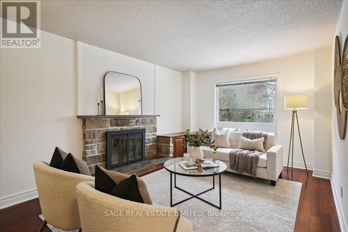 3036 Swansea Drive, Oakville, Ontario  L6L 6H9 - Photo 14 - W12818046