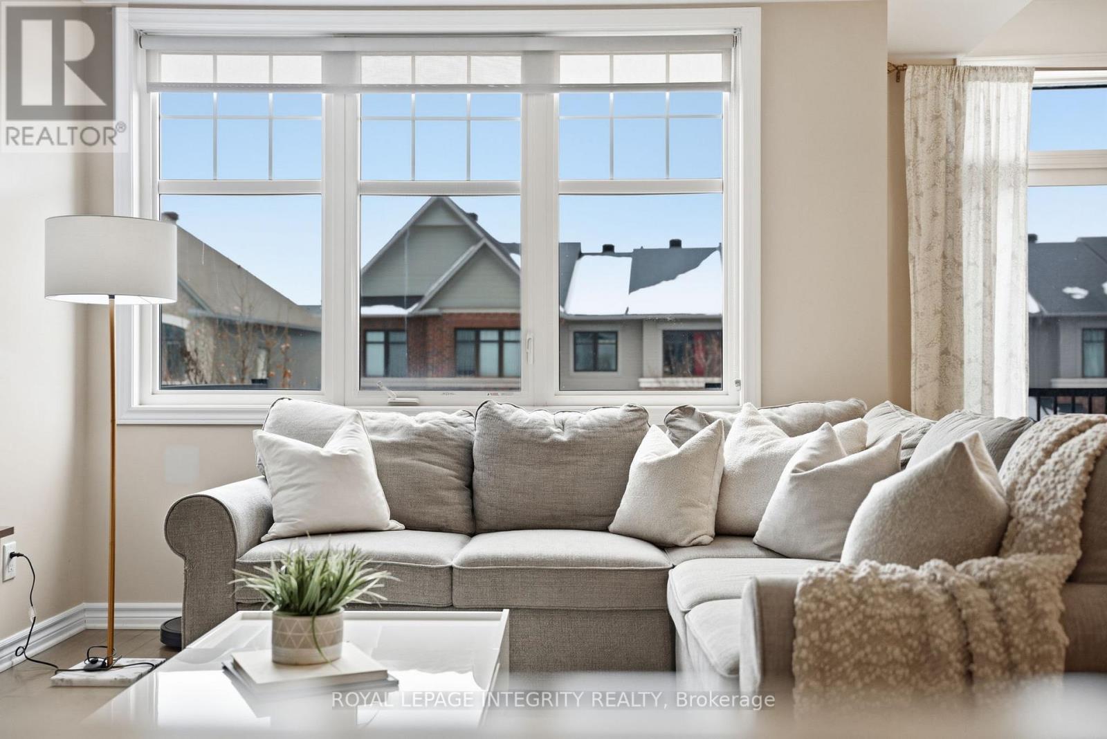 216 Halyard Way, Ottawa, Ontario  K2S 1B9 - Photo 12 - X12812716