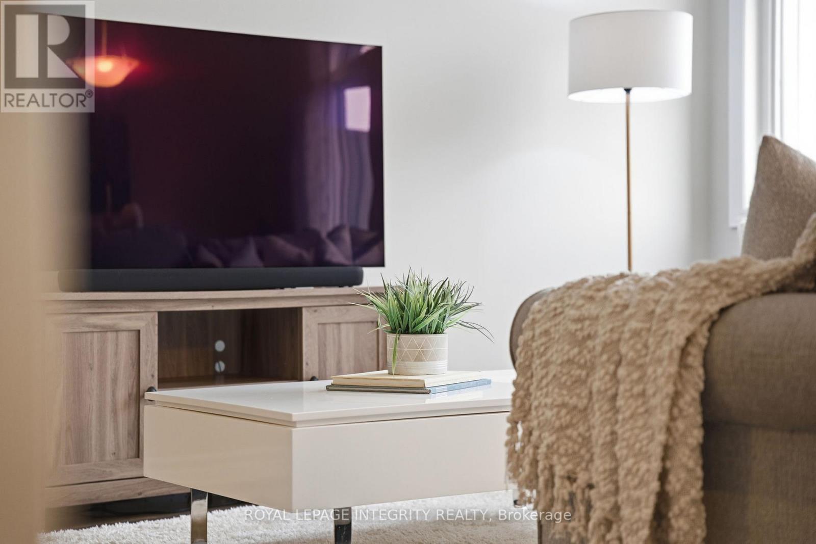 216 Halyard Way, Ottawa, Ontario  K2S 1B9 - Photo 13 - X12812716