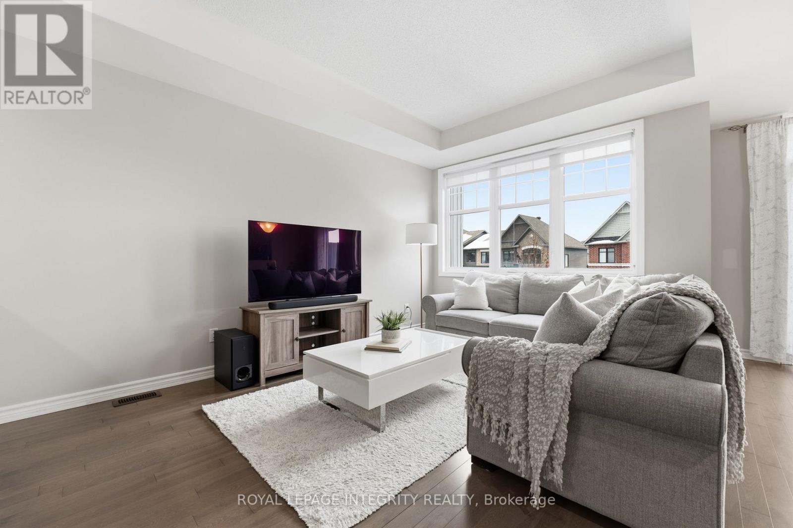 216 Halyard Way, Ottawa, Ontario  K2S 1B9 - Photo 9 - X12812716