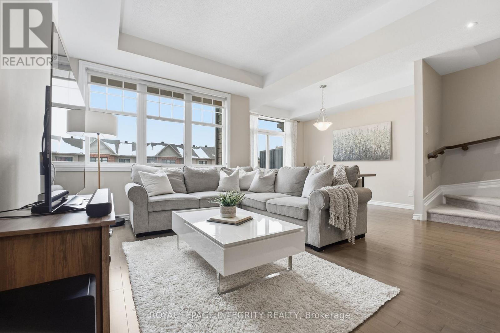 216 Halyard Way, Ottawa, Ontario  K2S 1B9 - Photo 6 - X12812716