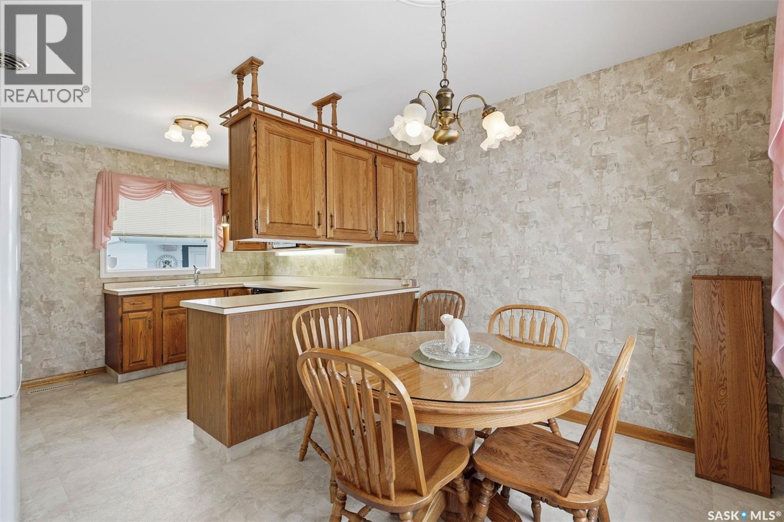 3 Valens Drive, Saskatoon, Saskatchewan  S7L 3R8 - Photo 8 - SK029096