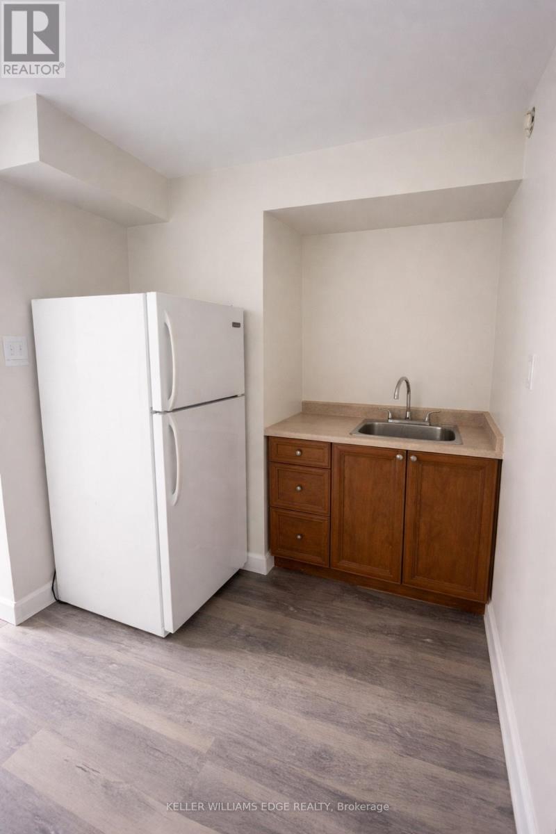 940 Barton Street E, Hamilton (Crown Point), Ontario  L8L 3C5 - Photo 12 - X12817992