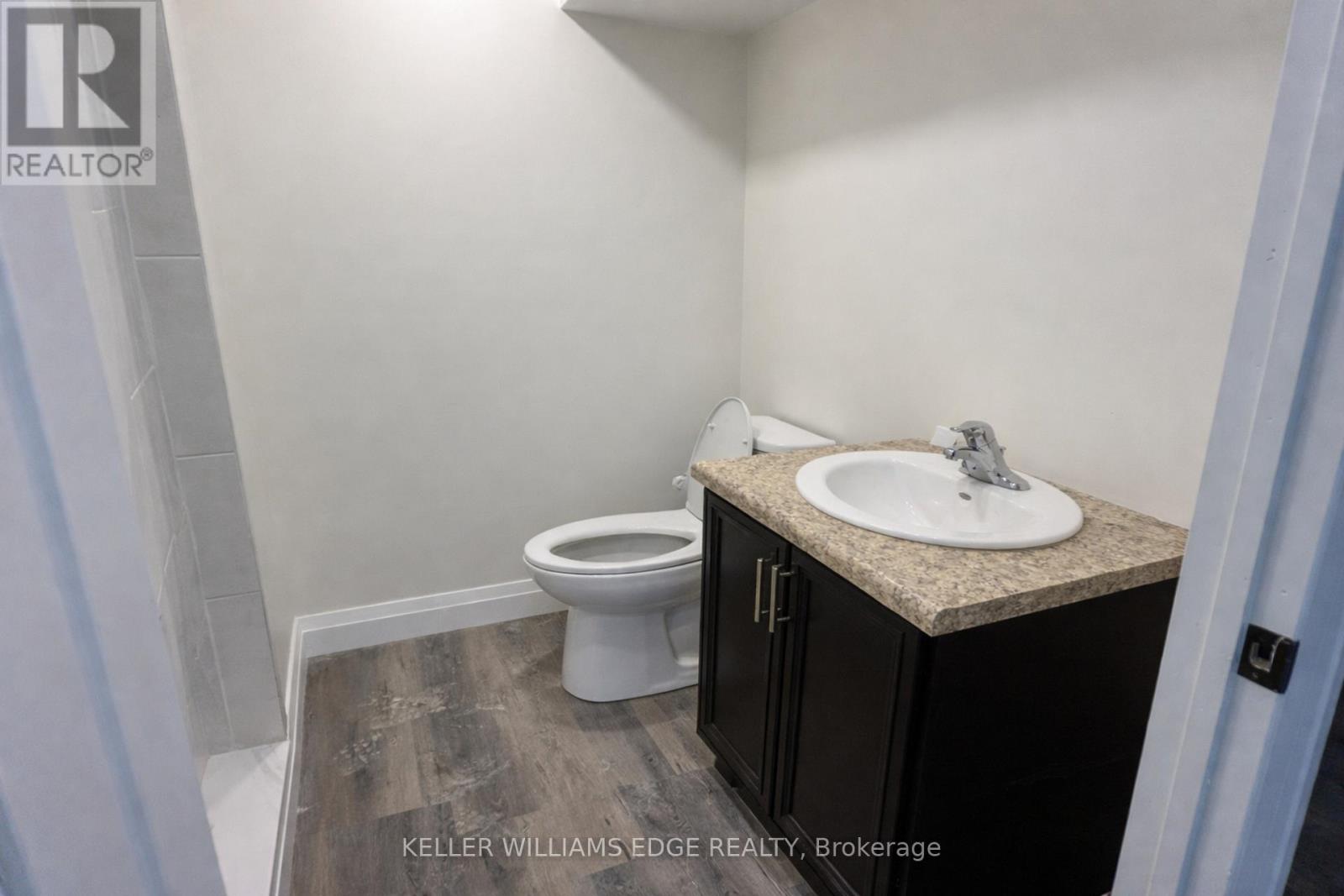 940 Barton Street E, Hamilton (Crown Point), Ontario  L8L 3C5 - Photo 5 - X12817992