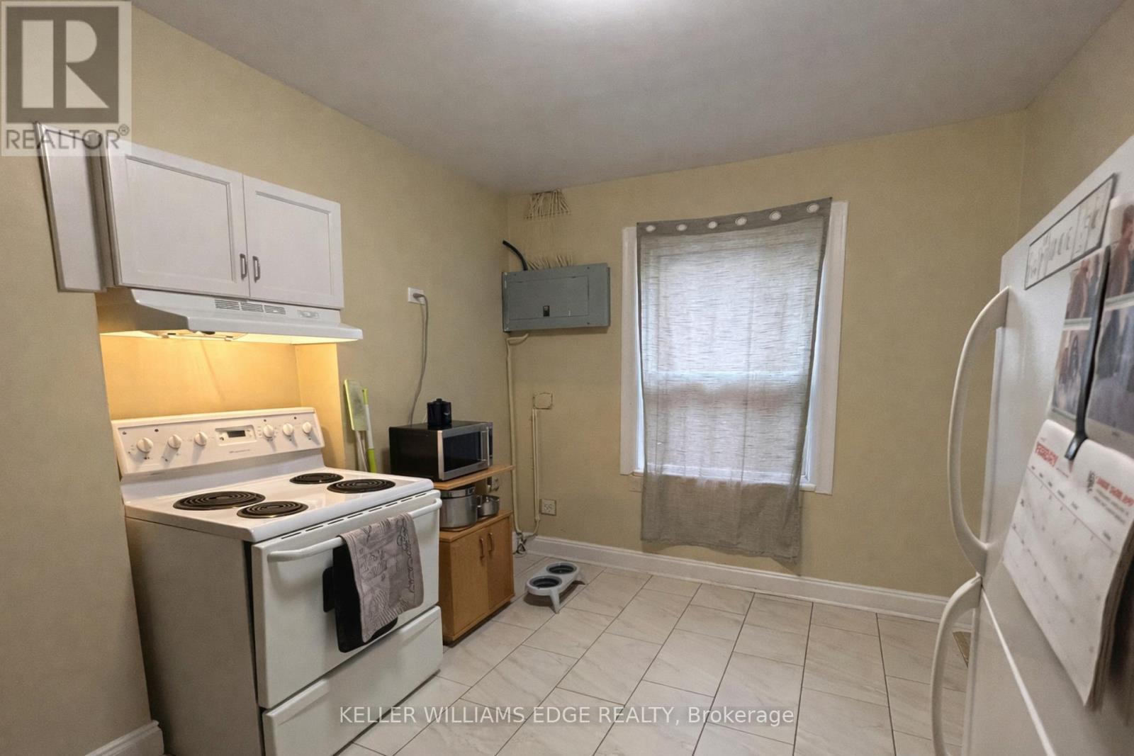 940 Barton Street E, Hamilton (Crown Point), Ontario  L8L 3C5 - Photo 8 - X12817992