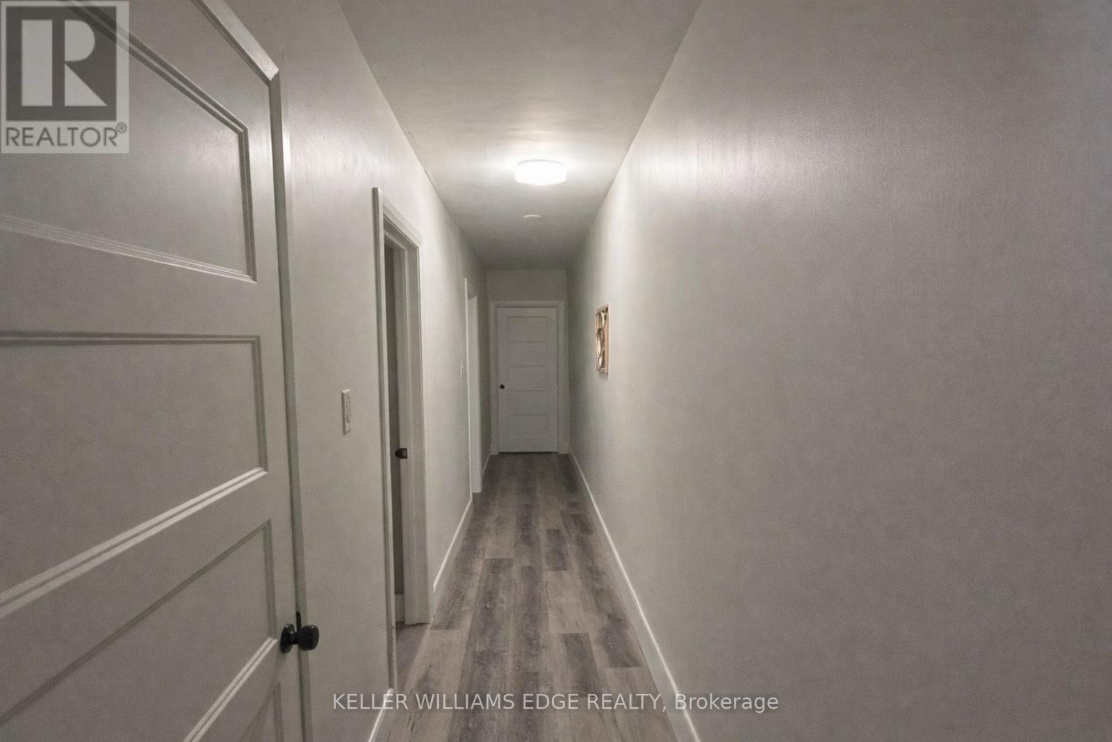 940 Barton Street E, Hamilton (Crown Point), Ontario  L8L 3C5 - Photo 9 - X12817992