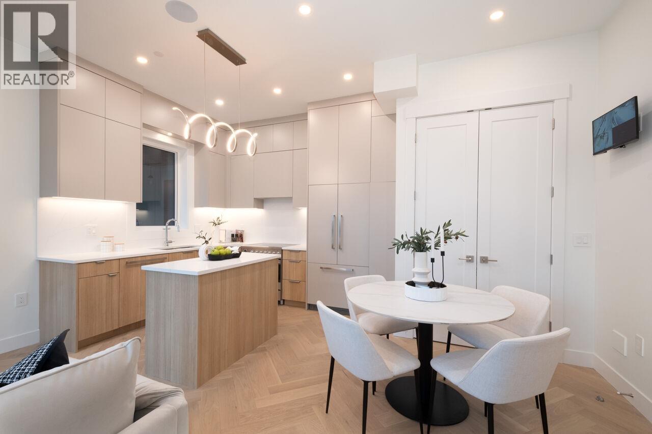 Listing Picture 21 of 40 : 4426 W 4TH AVENUE, Vancouver / 溫哥華 - 魯藝地產 Yvonne Lu Group - MLS Medallion Club Member