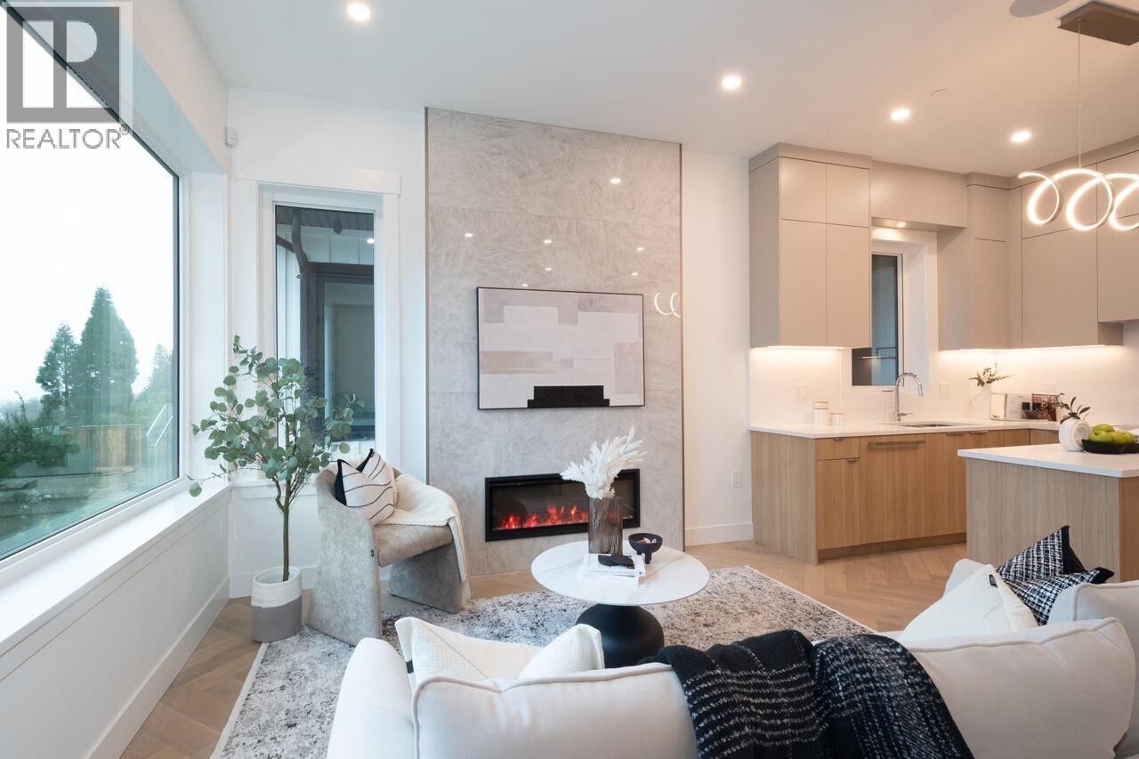 Listing Picture 16 of 40 : 4426 W 4TH AVENUE, Vancouver / 溫哥華 - 魯藝地產 Yvonne Lu Group - MLS Medallion Club Member