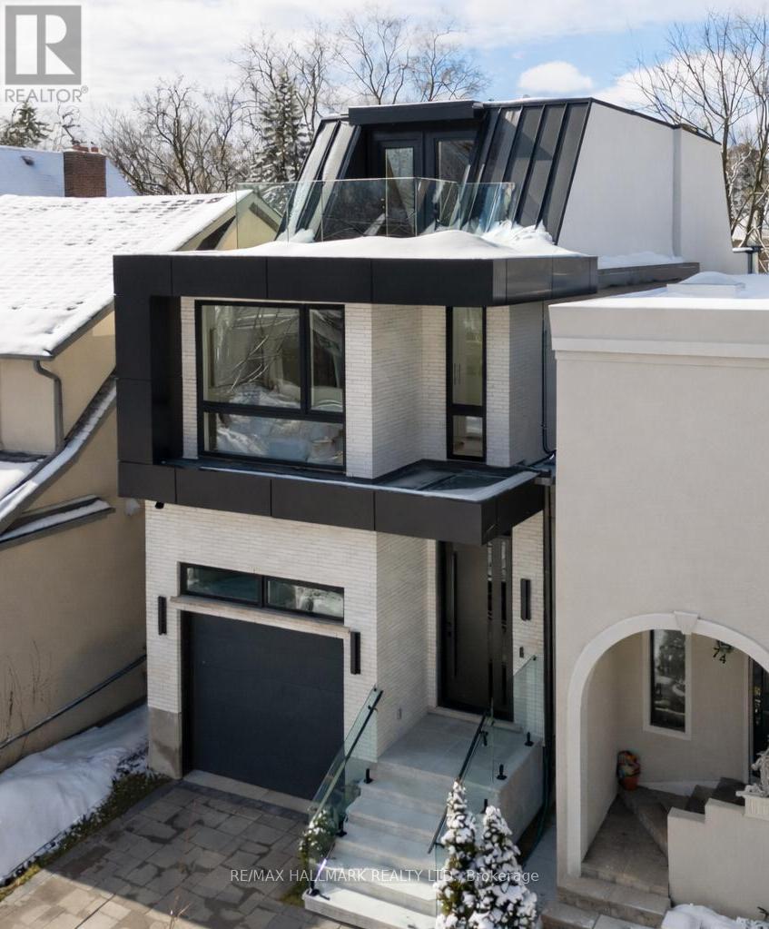 72 Marmot Street, Toronto, Ontario  M4S 2T5 - Photo 4 - C12817516